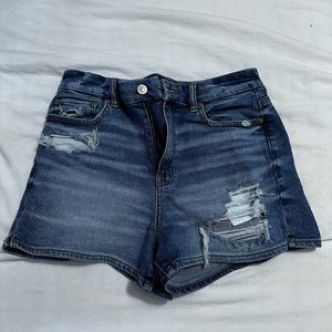 American Eagle Curvy Mom Short Shorts